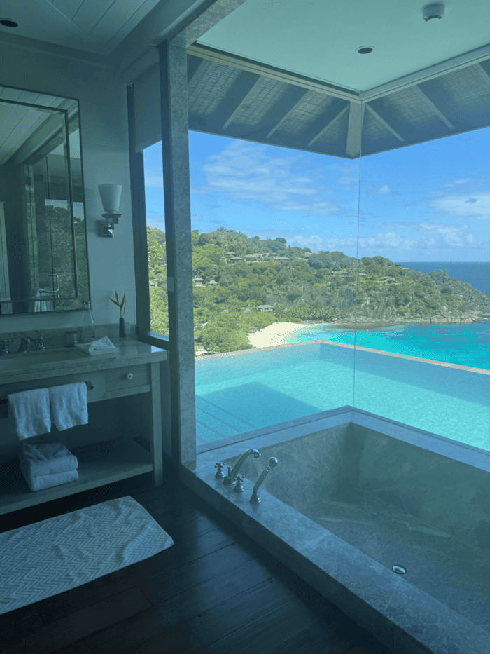 Four Seasons 5*