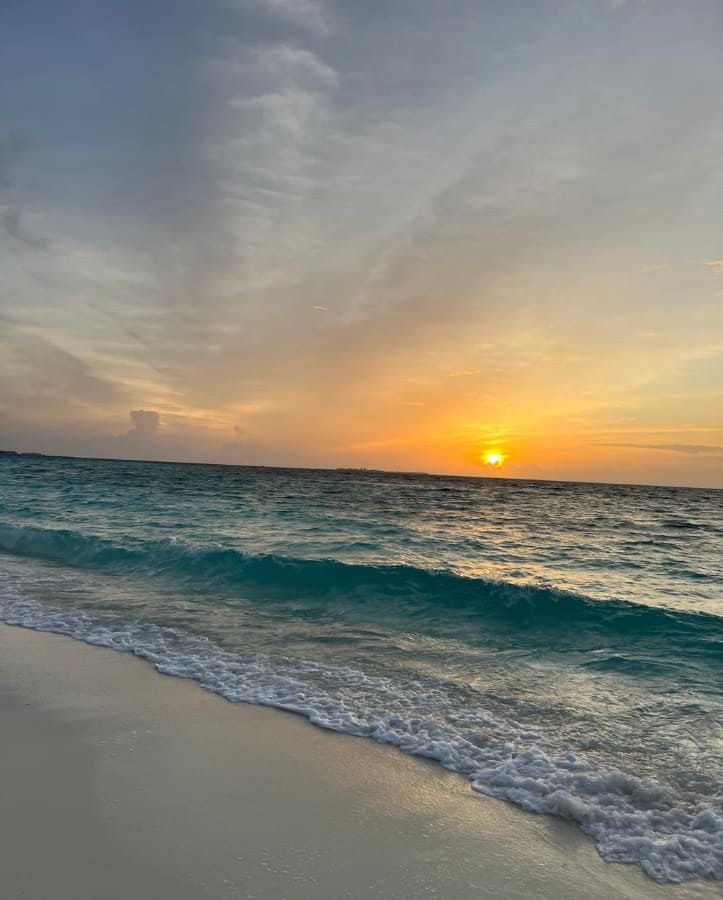 Dhigali Maldives 5*