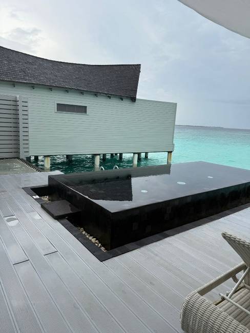 Kuredhivaru Resort and Spa