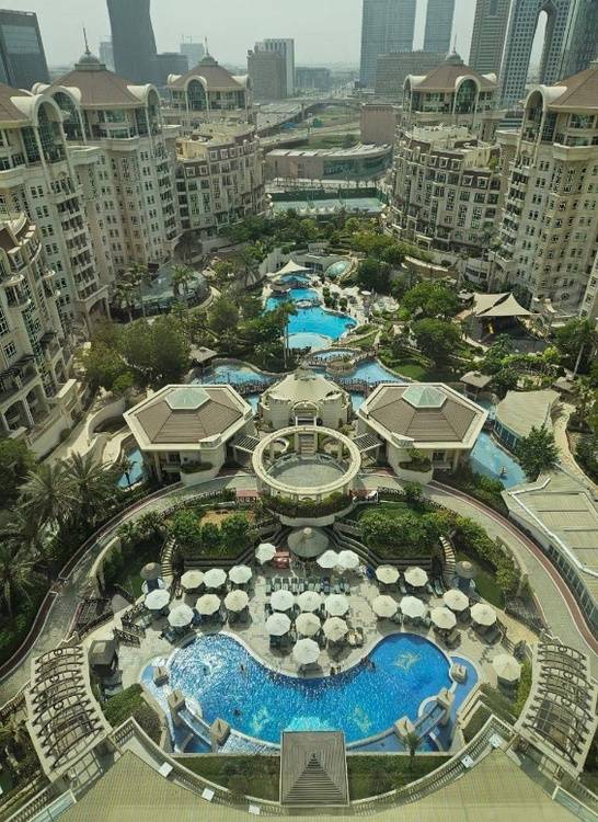 Swissotel Al Murooj Dubai 5*