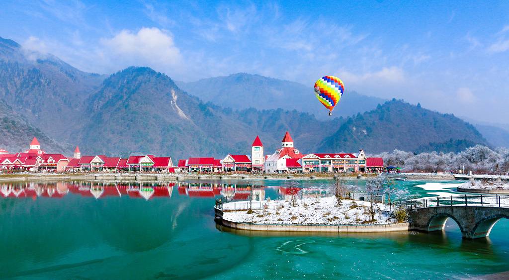 Xiling Snow Mountain
