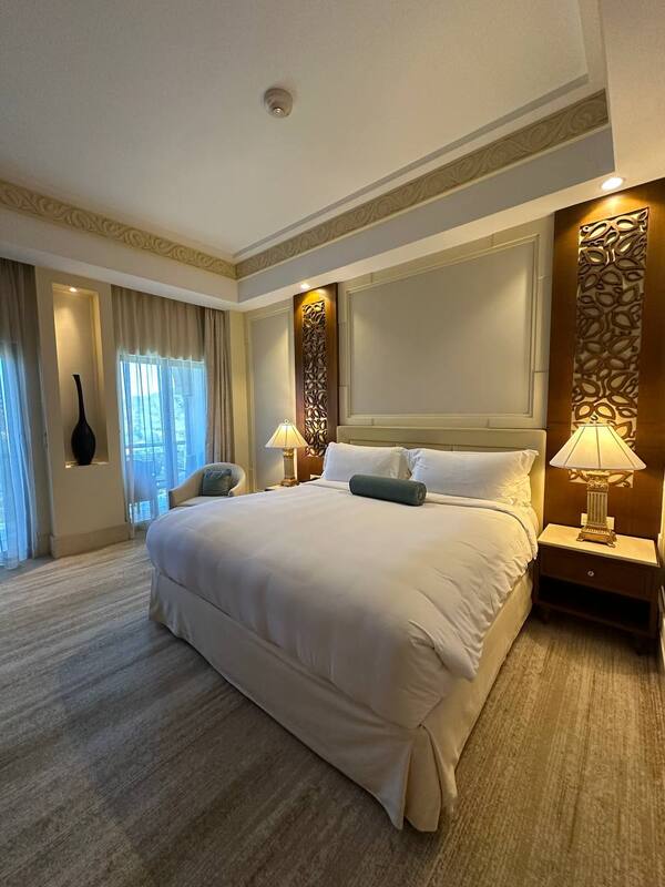 Al Bustan Palace, a Ritz-Carlton Hotel
