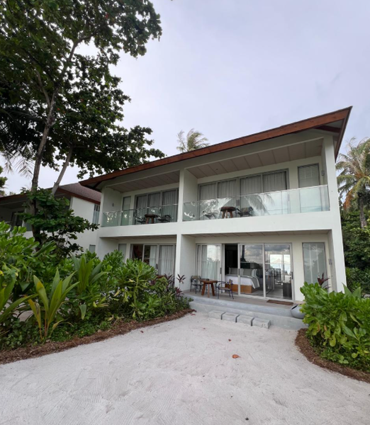 Avani+ Fares Maldives Resort