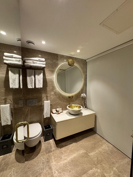 Sura Design Hotel & Suites