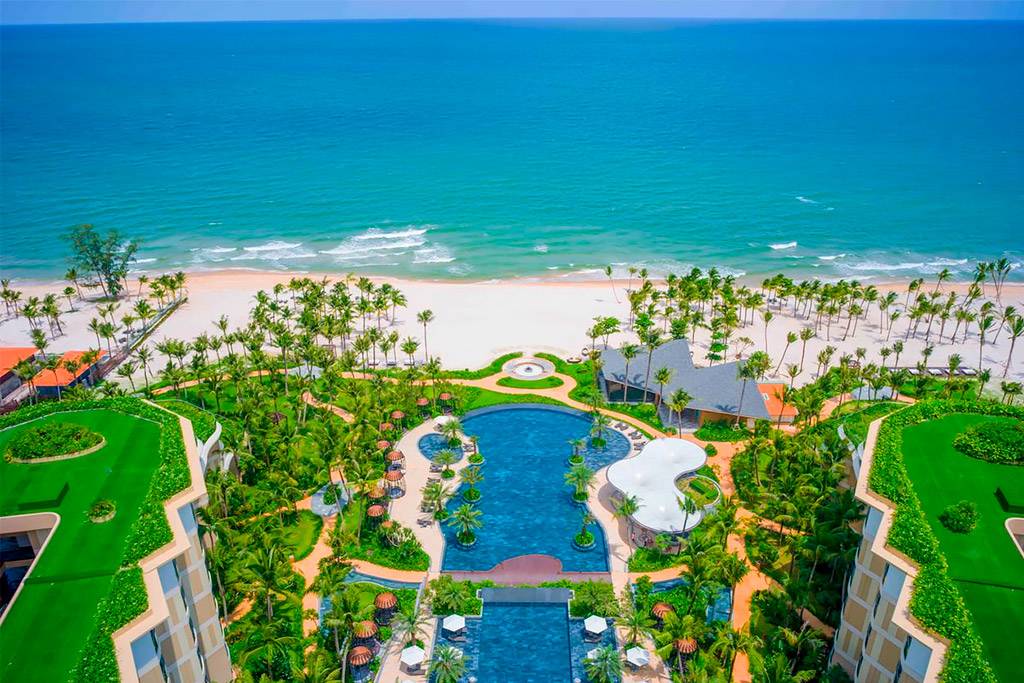 InterContinental Phu Quoc Long Beach Resort 5*