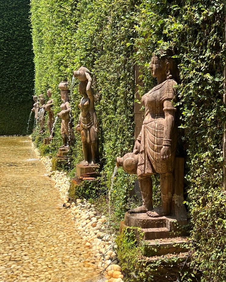 THE LALIT GOLF AND SPA RESORT 5*