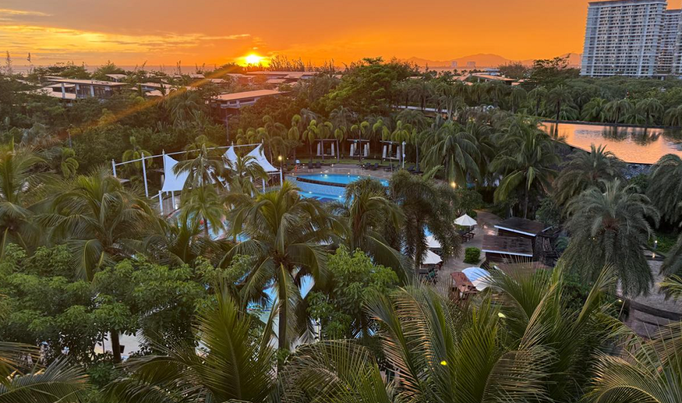 Sanya Yazhou Bay Resort, Curio Collection by Hilton