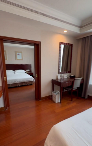 Baohong Hotel Sanya 