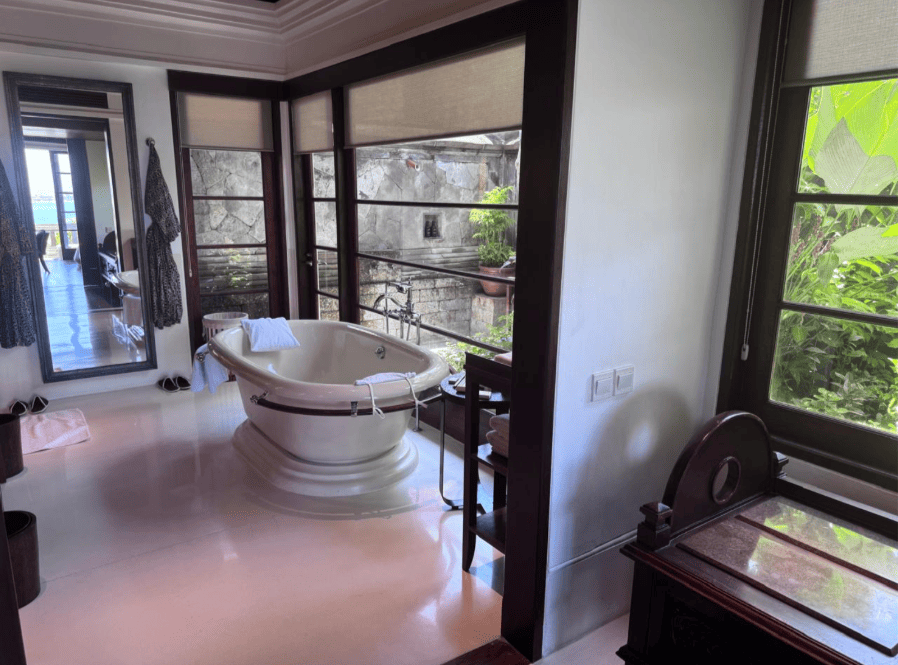 FOUR SEASONS JIMBARAN 5*