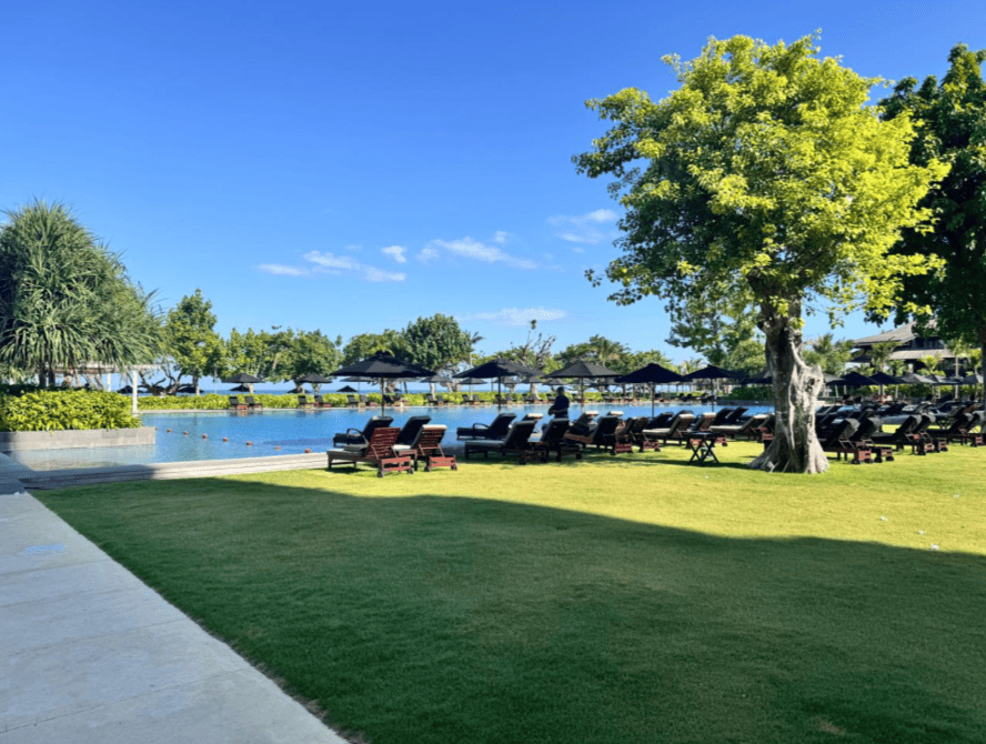 BALI BEACH HOTEL 5*