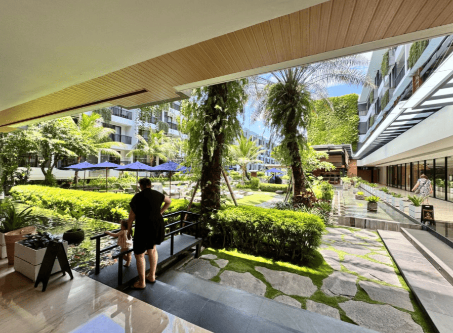 COURTYARD SEMINYAK 5*