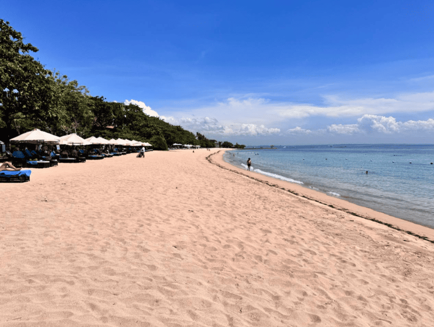 THE LAGUNA 5*