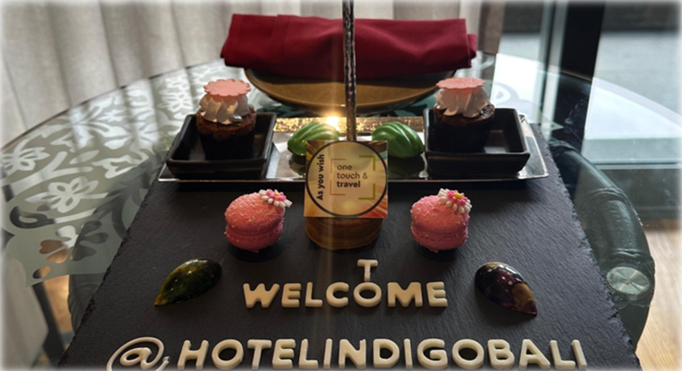 Hotel Indigo Bali Seminyak Beach 5*