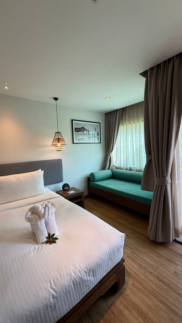 Outrigger Khao Lak Beach Resort 5*