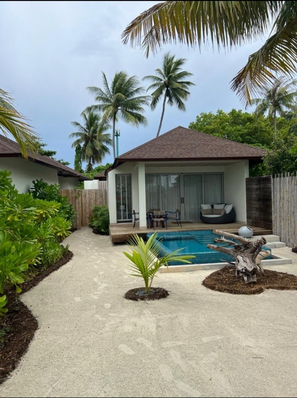 Avani+ Fares Maldives Resort 5*
