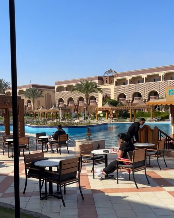 SUNRISE Garden Beach Resort и Mamlouk Palace Resort 