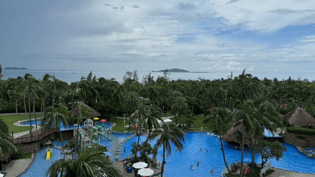 Holiday Inn Resort Sanya Bay 4*
