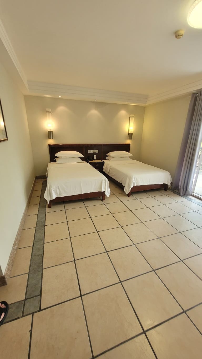Palm Beach Hotel 4*