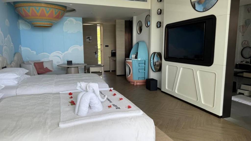 Hualuxe Sanya Yalong Bay Resort 5*