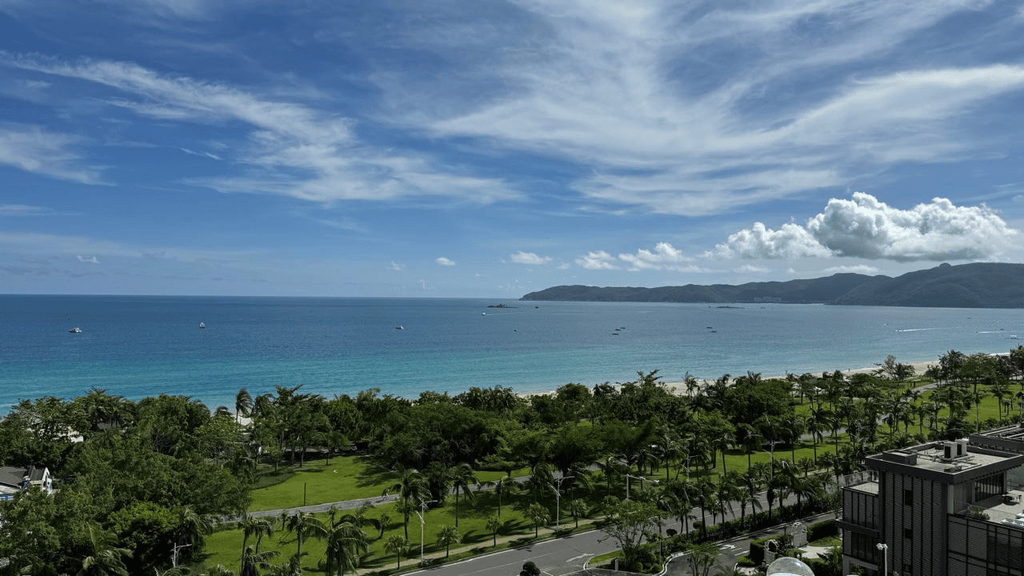 Hualuxe Sanya Yalong Bay Resort 5*