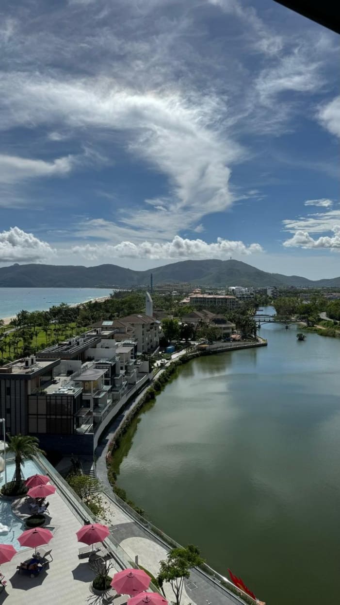 Hualuxe Sanya Yalong Bay Resort 5*