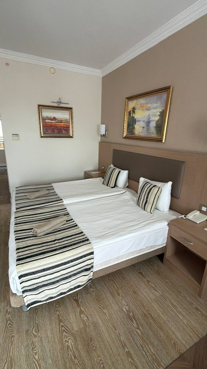 Crystal Tat Beach Pearl Collection 5*