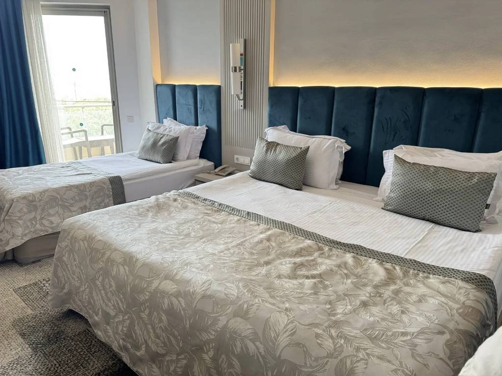 Pine Beach Belek 5*