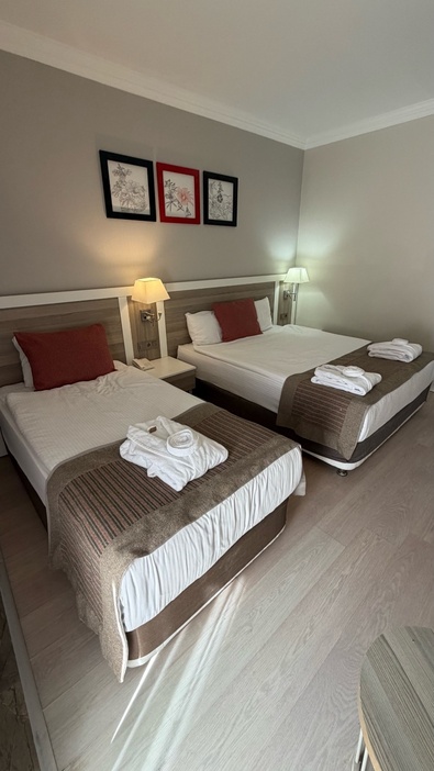 Port River Hotel & Spa
