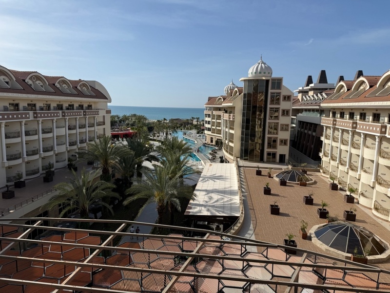Kirman Belazur Resort & Spa 