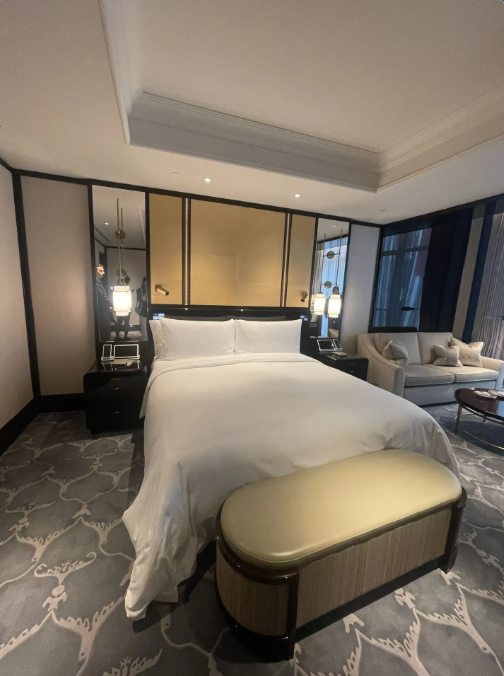 The Peninsula 5
