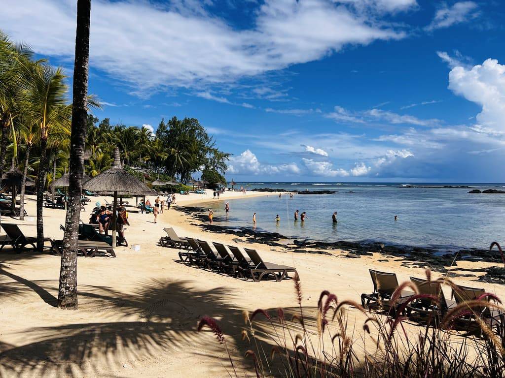 Canonnier Beachcomber Golf Resort & Spa 4*