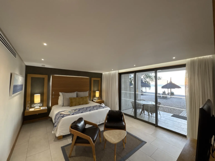Paradis Beachcomber Golf Resort & Spa