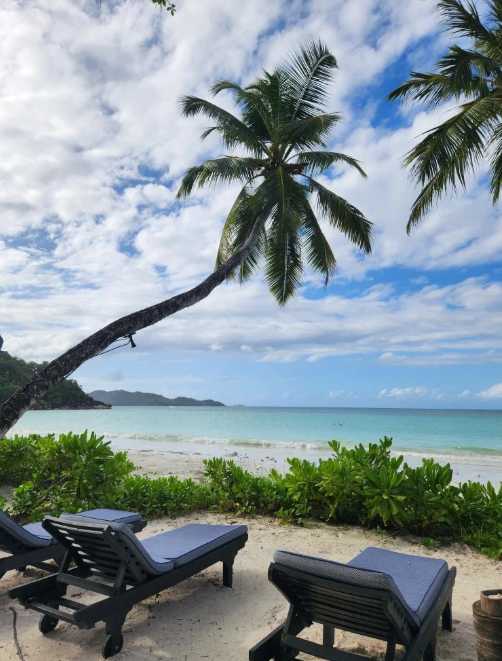 Paradise Sun Praslin