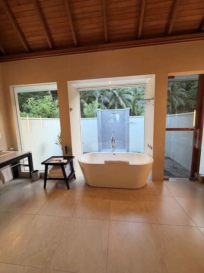 Niva Labriz Seychelles 