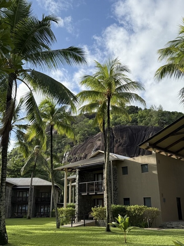 Kempinski Seychelles Resort 