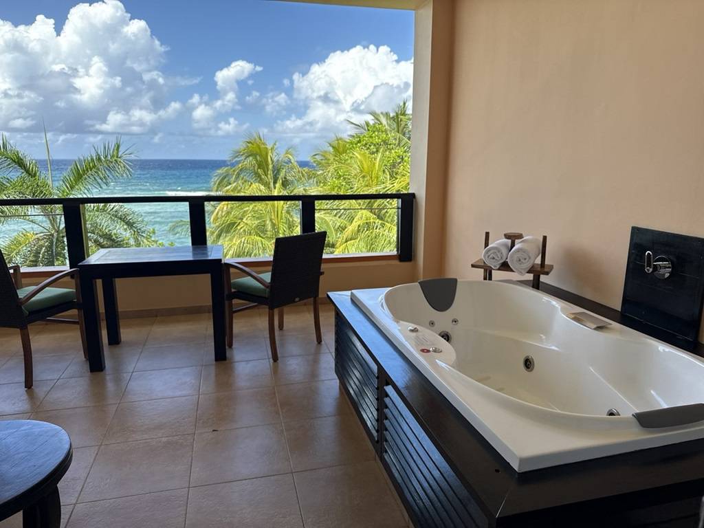 DoubleTree by Hilton Seychelles - Allamanda 