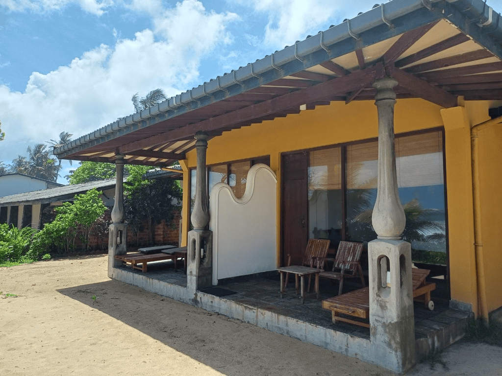 The Beach Cabanas 4*, Коггала