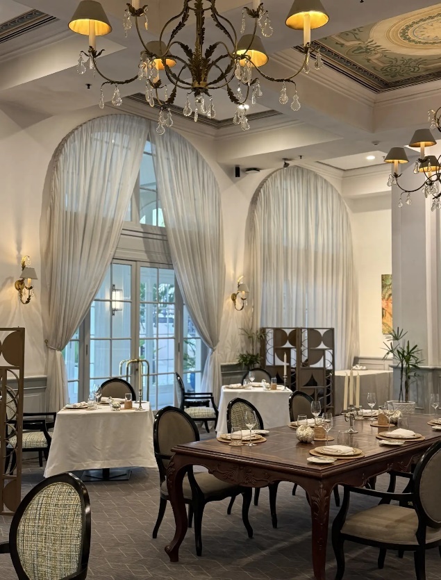 Raffles Le Royal 5*