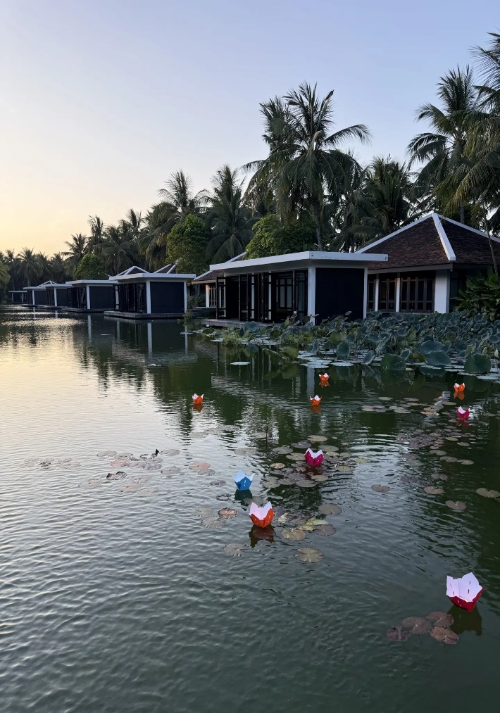 Four Seasons Resort The Nam Hai 5*