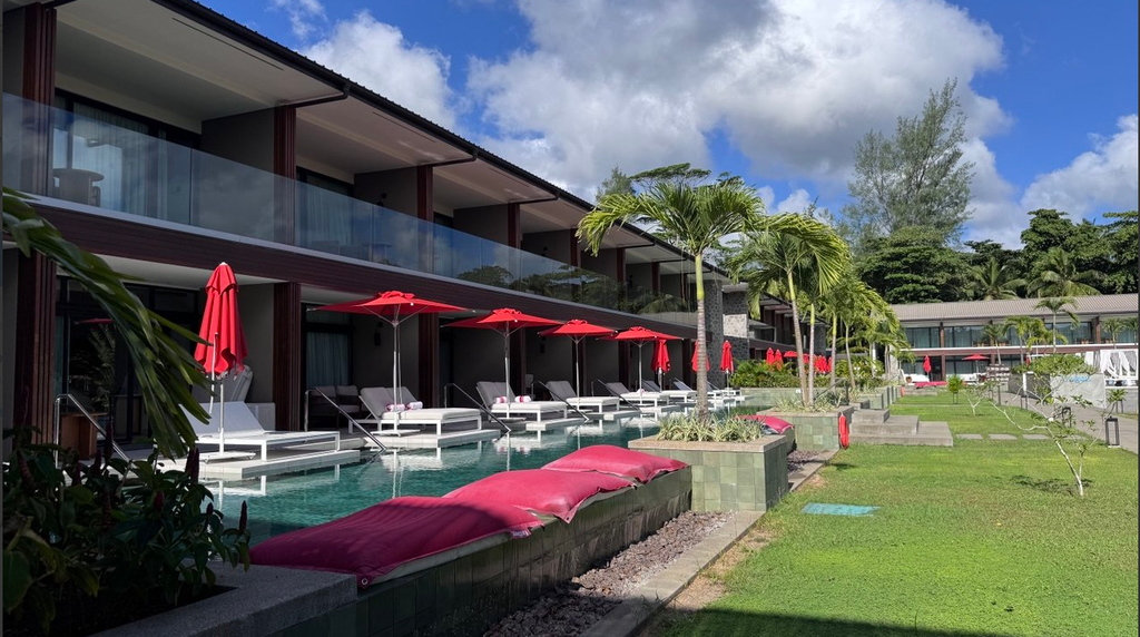 AVANI Seychelles Barbarons Resort & Spa 