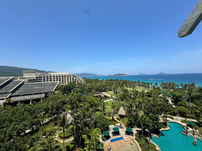 Sheraton Sanya Yalong Bay Resort 5*