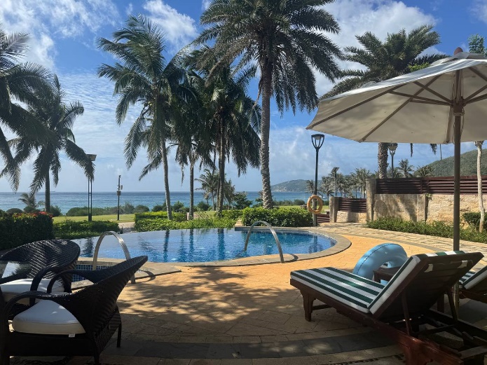 The St. Regis Sanya Yalong Bay Resort 5*