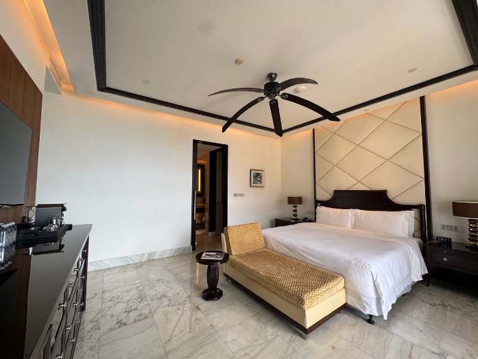 The St. Regis Sanya Yalong Bay Resort 5*