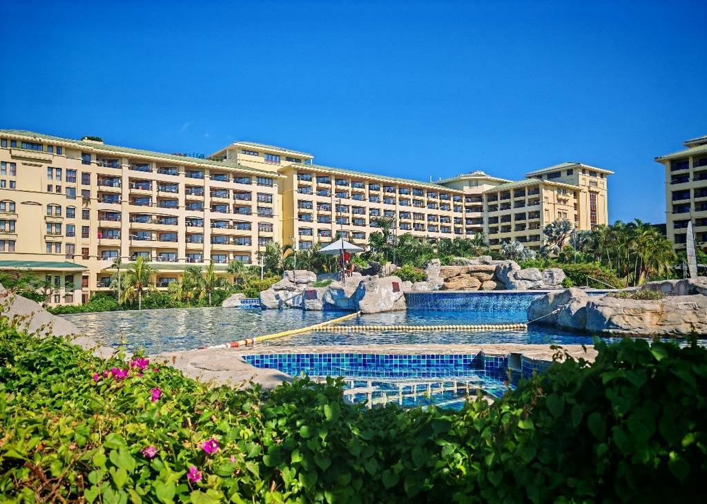 Horizon Resort & Spa