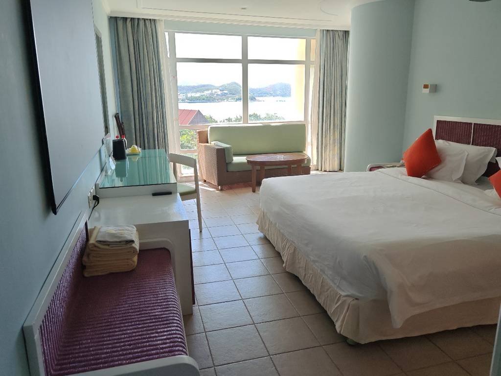 Sunshine Resort Intime Sanya