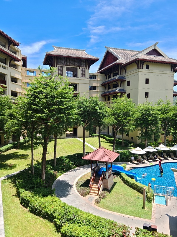 The Ritz-Carlton Sanya Yalong Bay