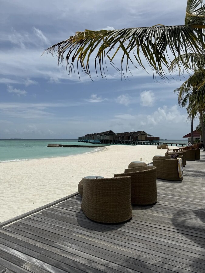 Dhigufaru Island Resort