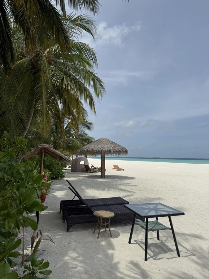 Dhigufaru Island Resort