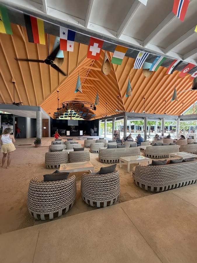 Furaveri Island Resort