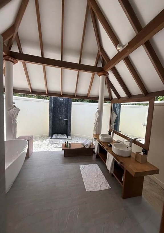Dhigufaru Island Resort